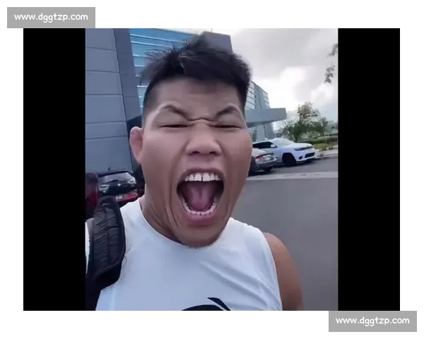 李景亮迎战西热巅峰对决直播全程直击拳坛风云之夜燃爆全场